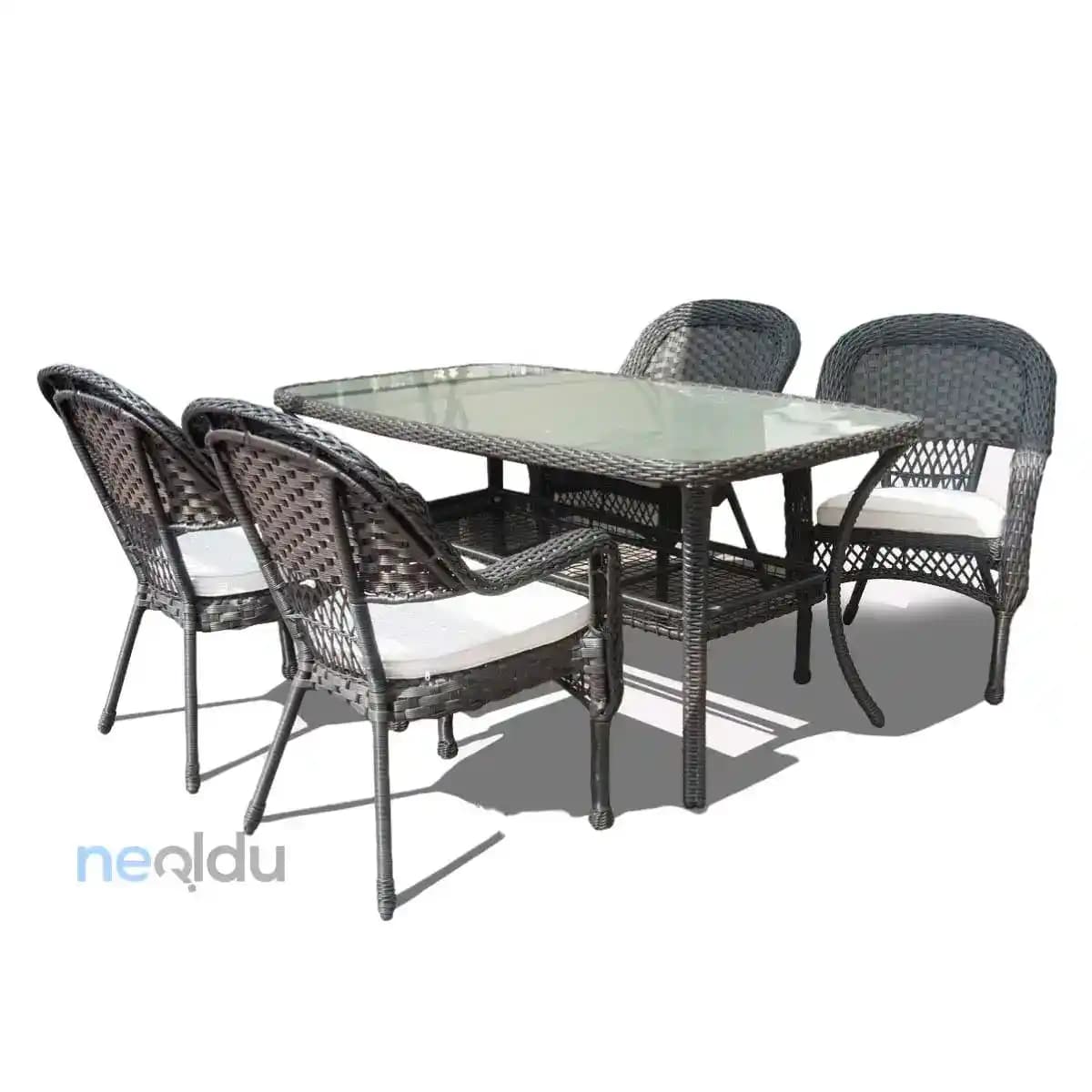 Rattan Masa Takımı Seçerken Dikkat Edilmesi Gerekenler ve En İyi Modeller