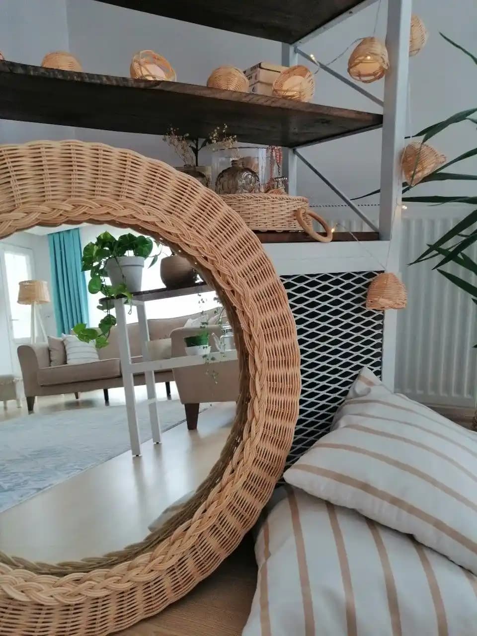 Rattan ve Bambu Malzemeleriyle Doğal ve Sürdürülebilir Ev Dekorasyonu Trendleri
