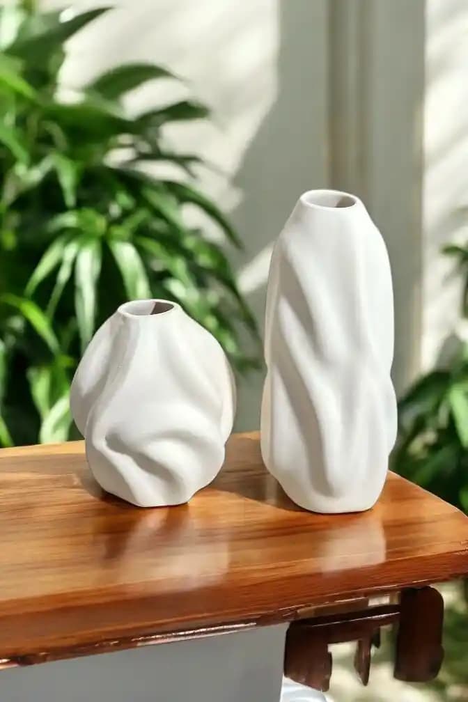 Seramik Dekorasyonunda Doğal ve Zarif Tasarımların Güncel Trendleri ve Kullanım Alanları