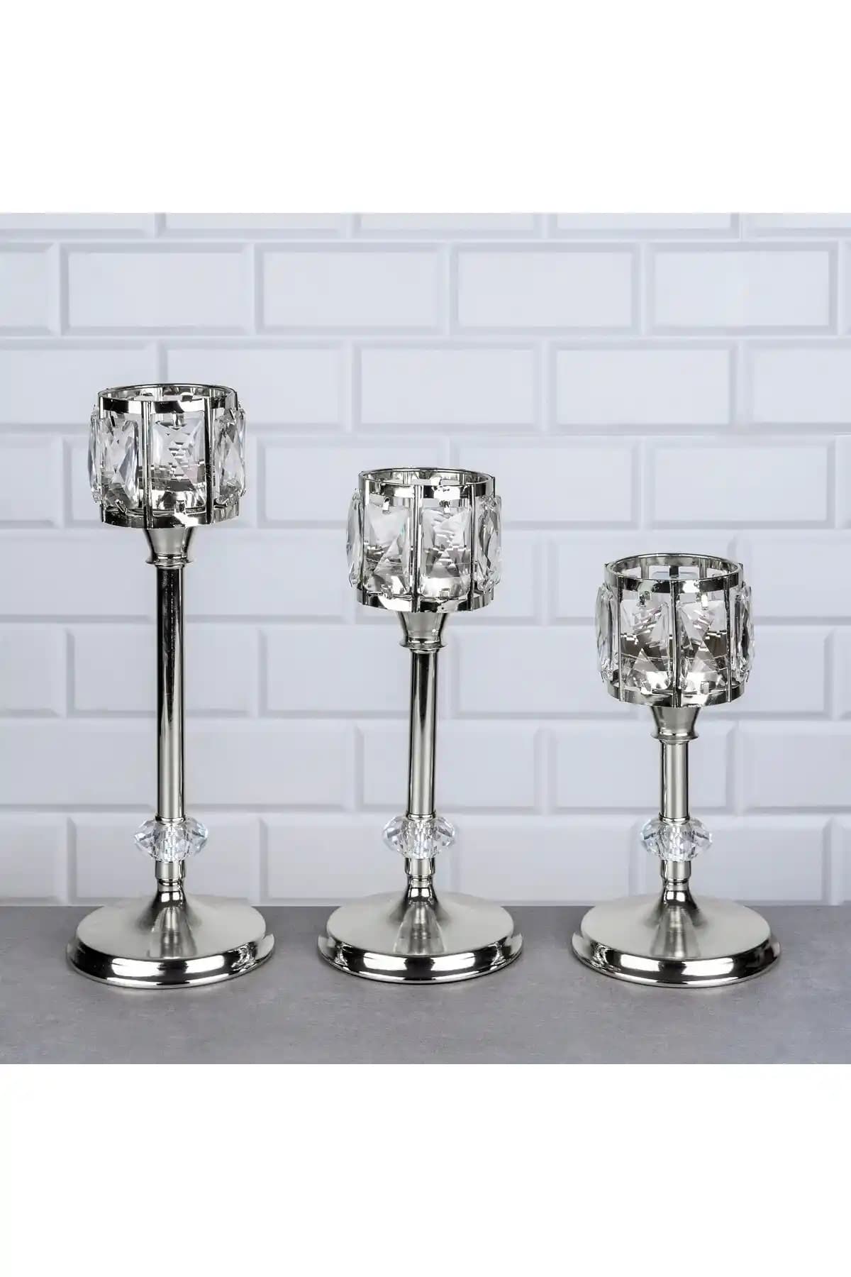 Şık Dekoratif Mumluk Setleri ile Ev Dekorasyonunda Zarafeti Yakalayın