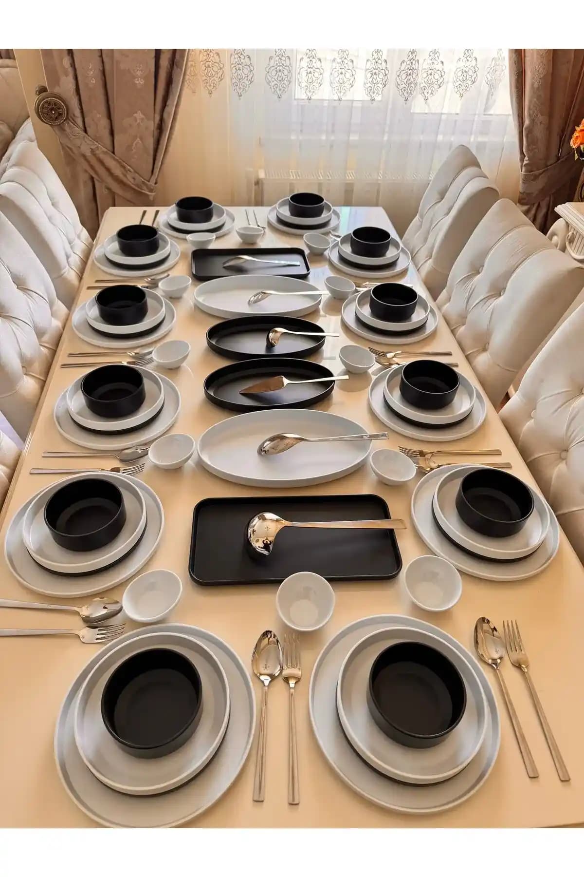 Şık ve Dayanıklı Yemek Takımı Setleri ile Ev Dekorasyonunuza Zarif Dokunuşlar