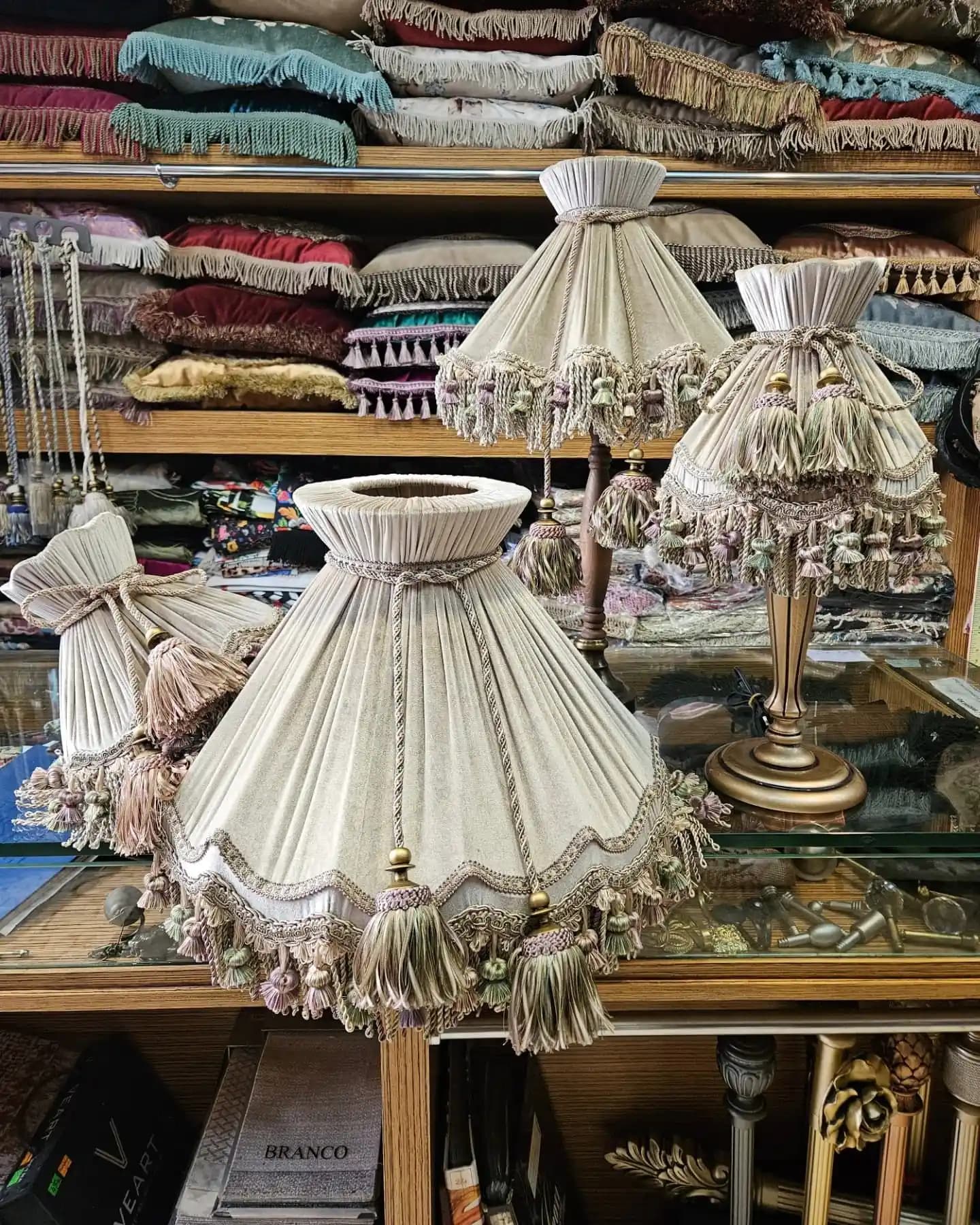 Şık ve Estetik Abajur Perdeleri ile Evinizin Atmosferini Geliştirin