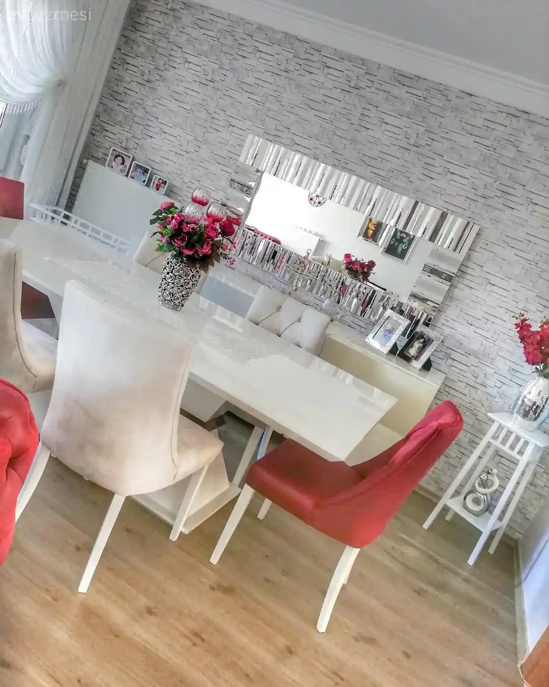 Şık ve Fonksiyonel Kesim Masalarıyla Modern Ev Dekorasyonu Rehberi