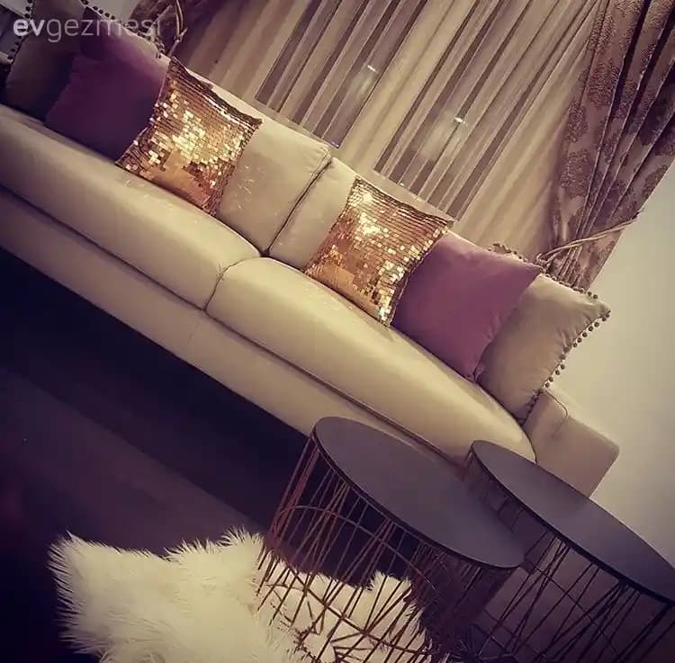 Şık ve Modern Salon Kırlent Modelleri ile Dekorasyonunuzu Tamamlayın