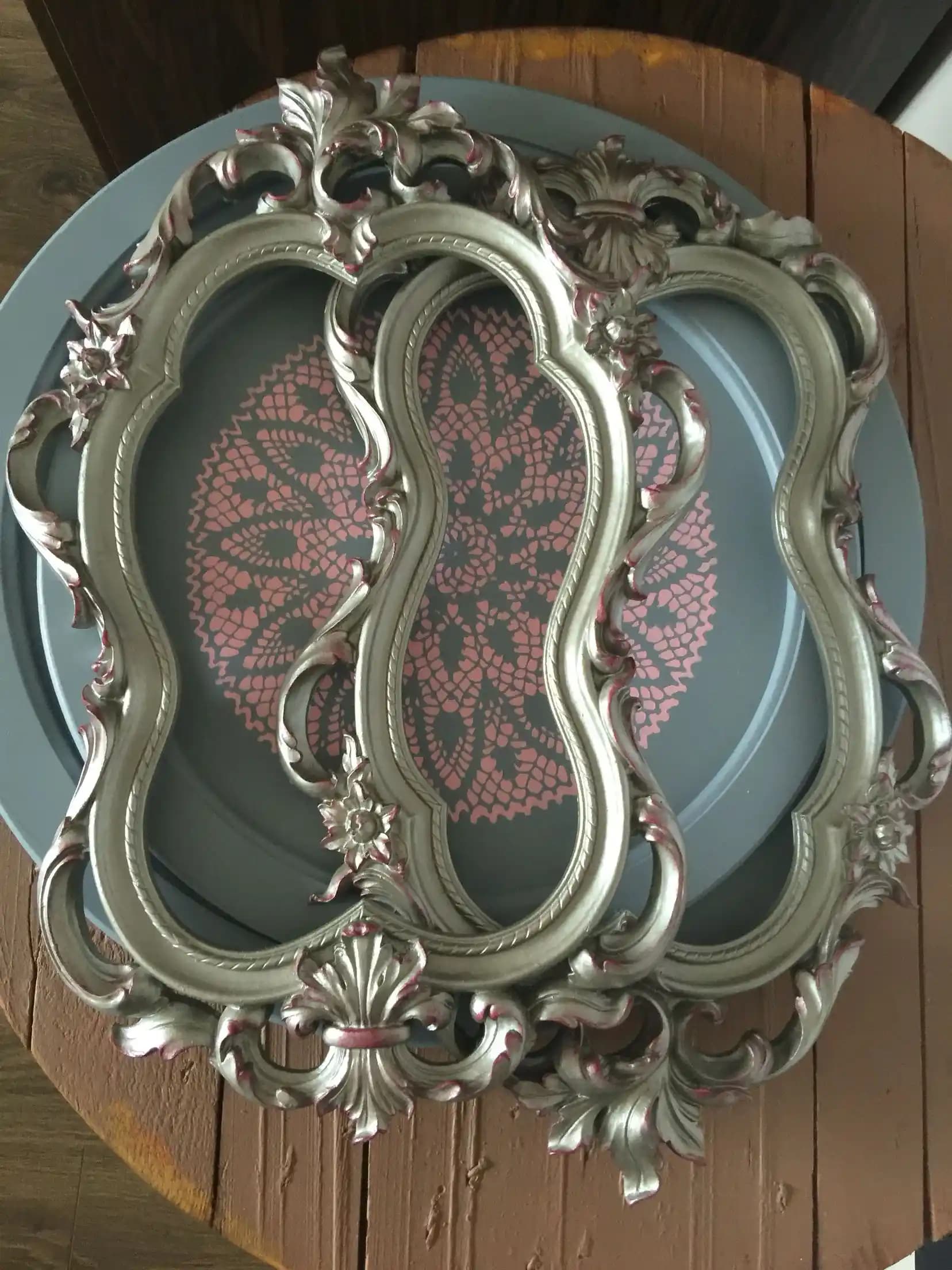 Vintage Dekorasyonda Eskitme Çerçeve Seçenekleri ve Dekorasyon İpuçları