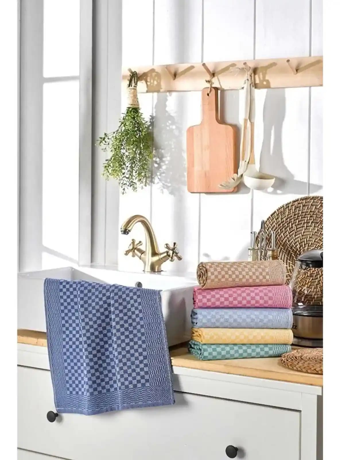 Yaratıcı ve Fonksiyonel Mutfak Aksesuarları: El Bezi ile Estetik Çözümler