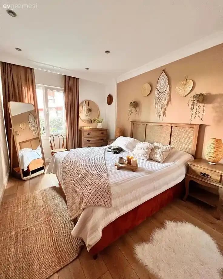 Yatak Odası Dekorasyonunda Dekoratif Yatak Başlığı Seçimi ve Uygun Dekorasyon İpuçları