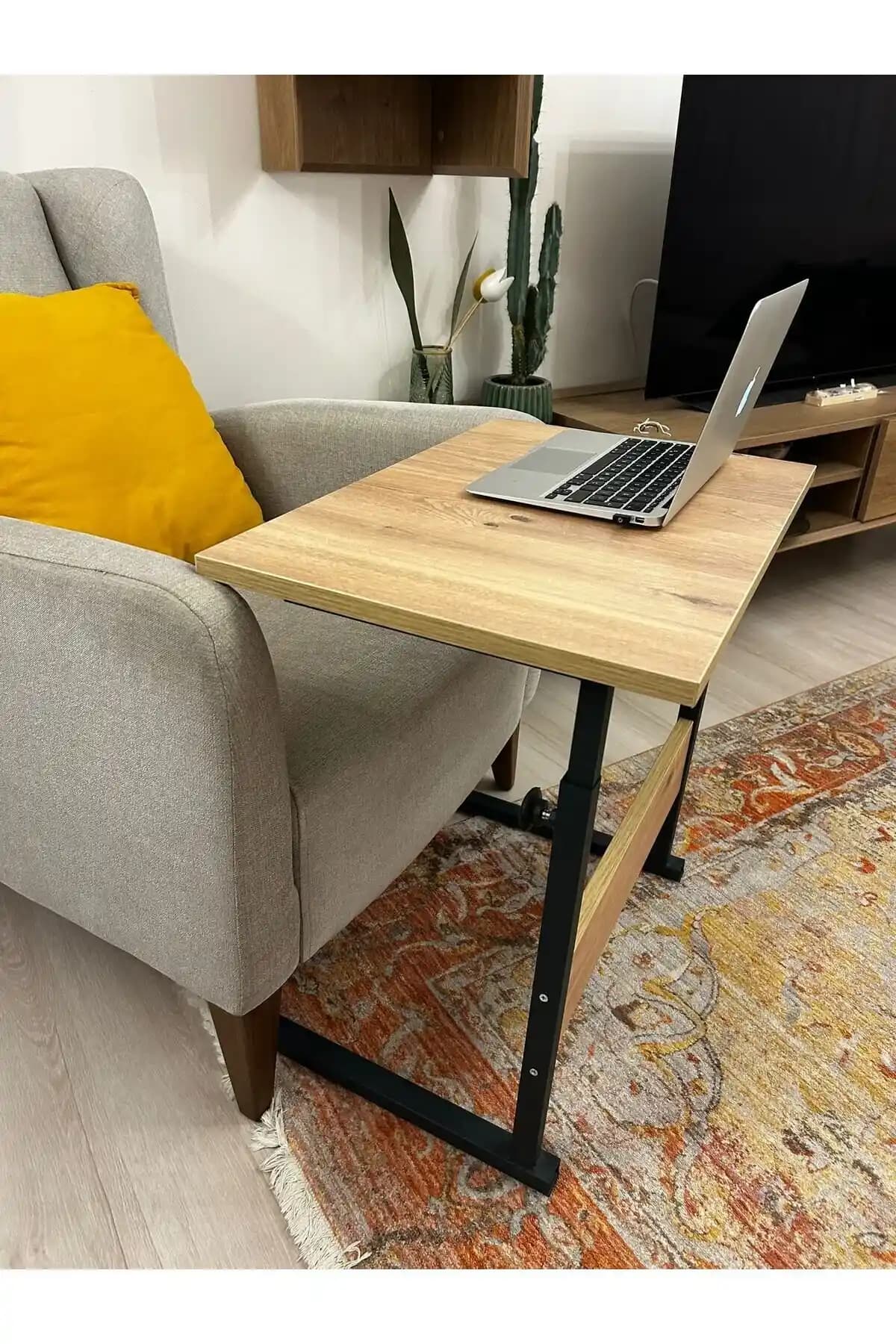 Yükseklik Ayarlamalı Çalışma Sehpası ile Ergonomik ve Konforlu Çalışma Ortamları