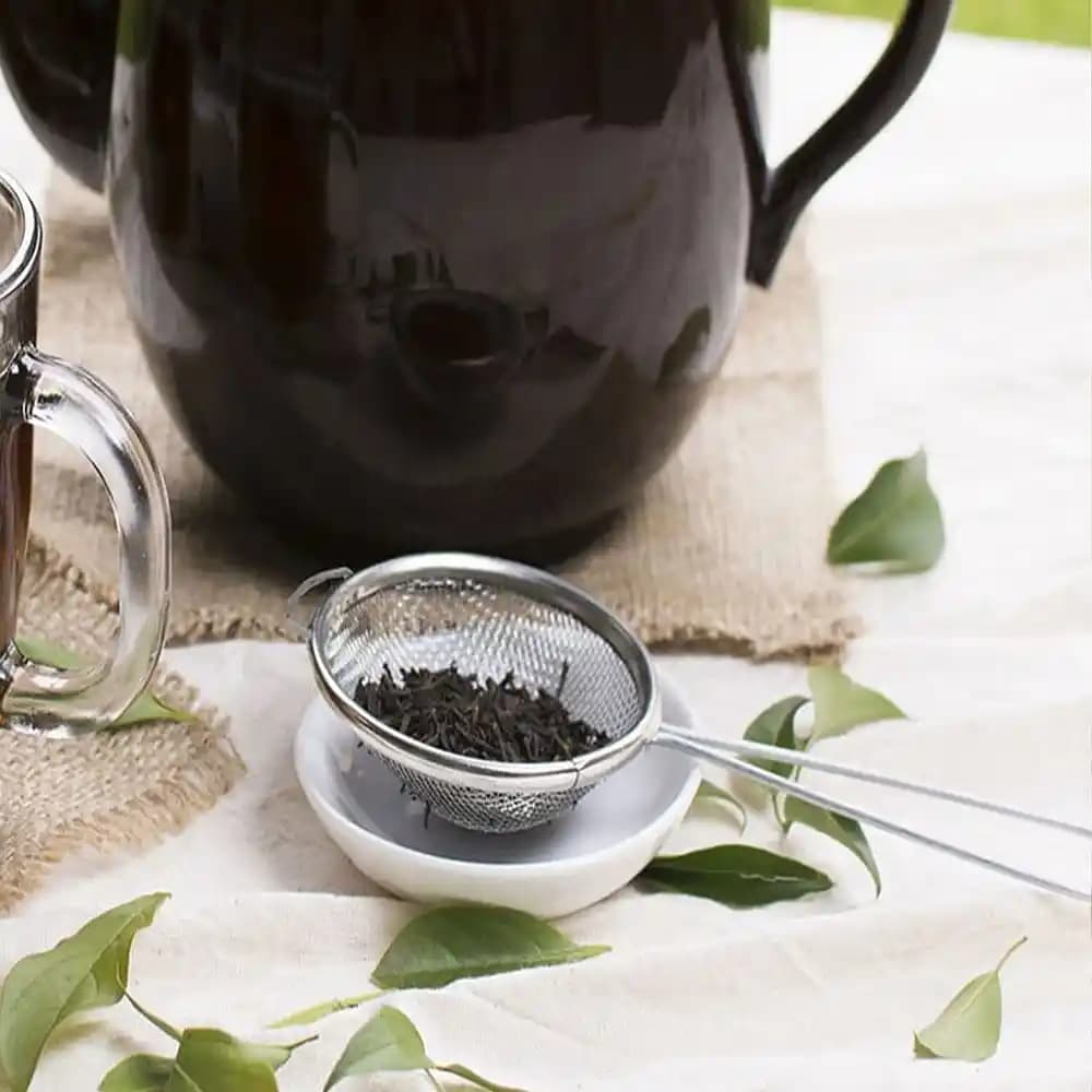 Çay Süzgeçleriyle Mekânlara Zarafet Katmanın Dekoratif ve İşlevsel Yolları