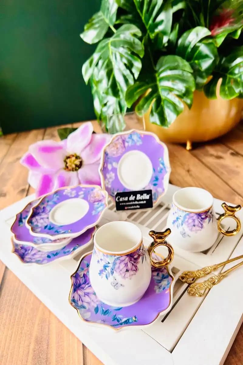 Lila Kahve Fincanı ile Şık ve Modern Dekorasyon Fikirleri ve Trendler