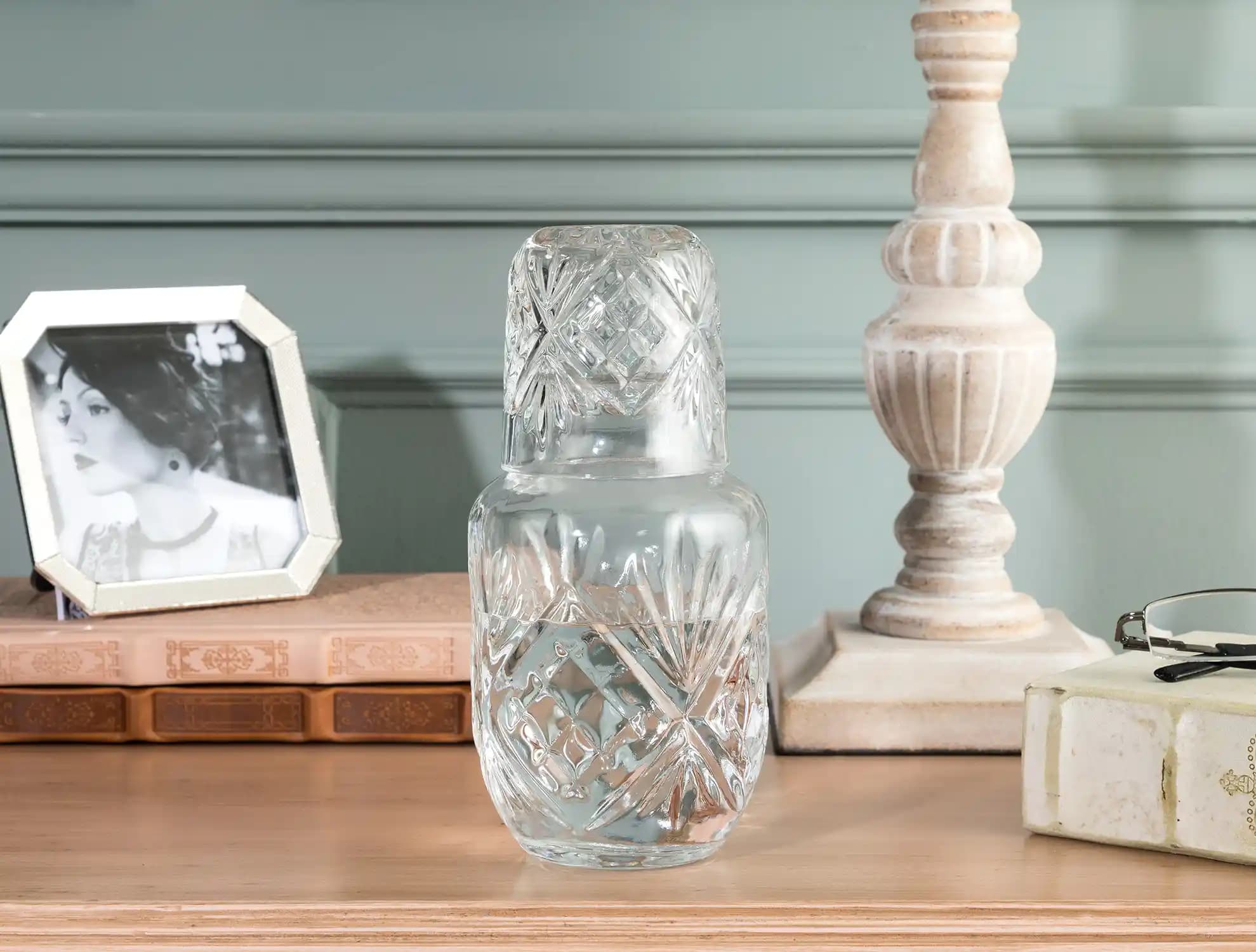 Madame Coco Başucu Sürahisi Koleksiyonu ile Zarif ve İşlevsel Dekorasyon Çözümleri