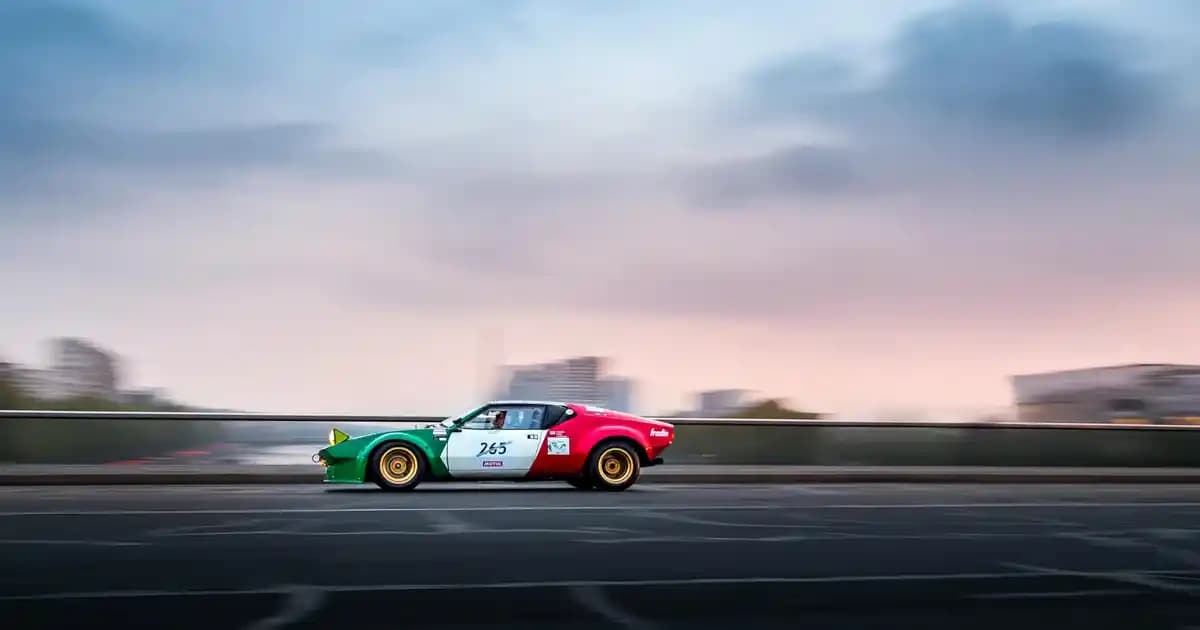 Masa Üstü Dekorasyon Ürünleri ile Şıklık ve Fonksiyonelliği Bir Arada Yakalamak