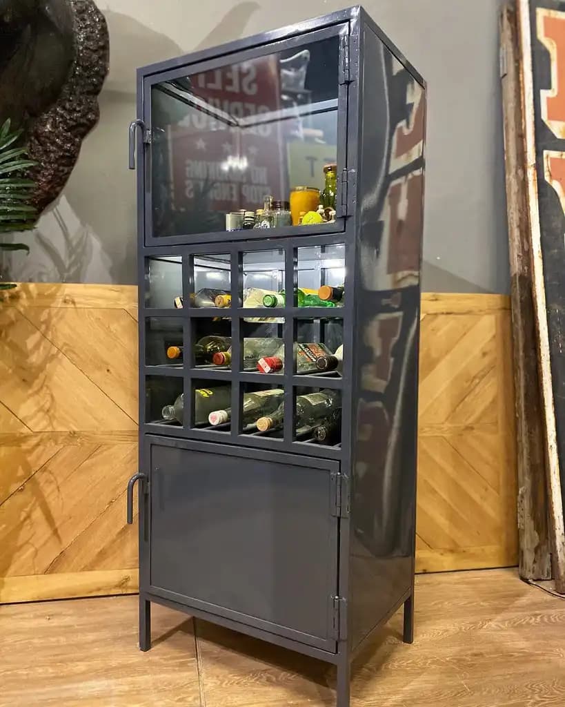 Metal Büfe Dekorasyonunda Modern ve Şık Dokunuşlar İçin İpuçları ve Trendler