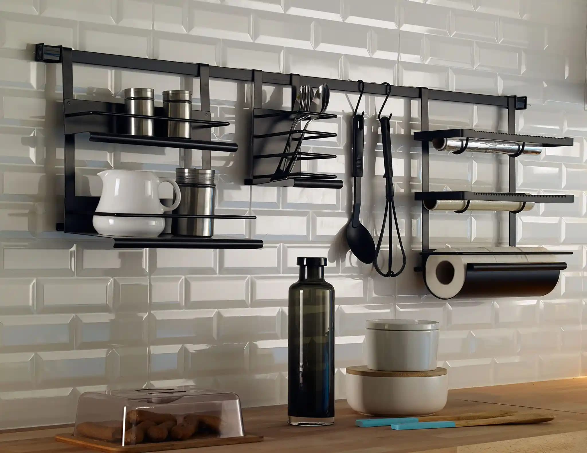 Mutfak Dekorasyonunda Aksesuar Seçenekleri ve Trendler: Estetik ve Fonksiyonellik