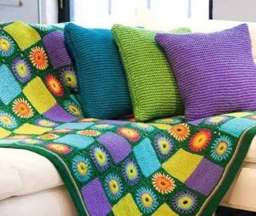 Örgü Kırlent Modelleri ve Dekorasyonda Kullanım İpuçları