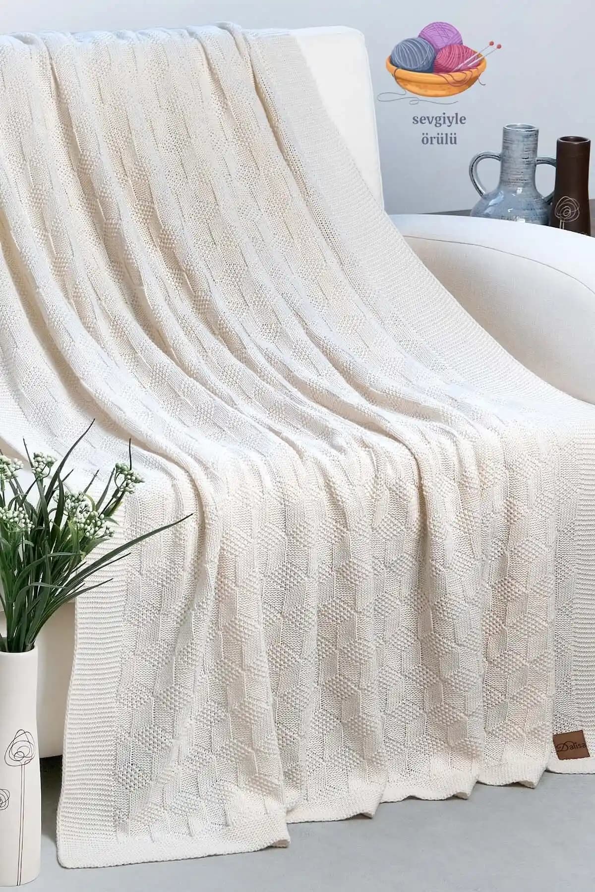 Örme Koltuk Şalı ile Dekorasyonun İncelikleri ve Stil Yaratma Rehberi