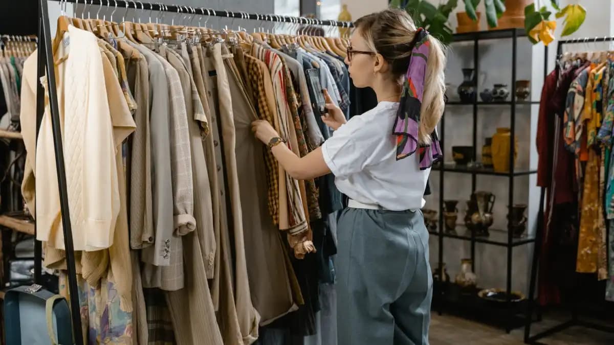 Outlet Ürünlerle Ekonomik ve Şık Ev Dekorasyonu Yöntemleri ve Avantajları