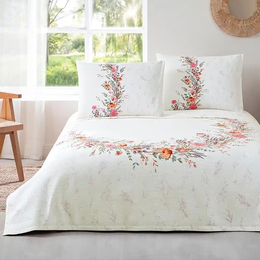 Ozdilek Çift Kişilik Pike Takımı ile Yatak Odası Dekorasyonunda Şıklık ve Konforun Uyumunu Yakalayın