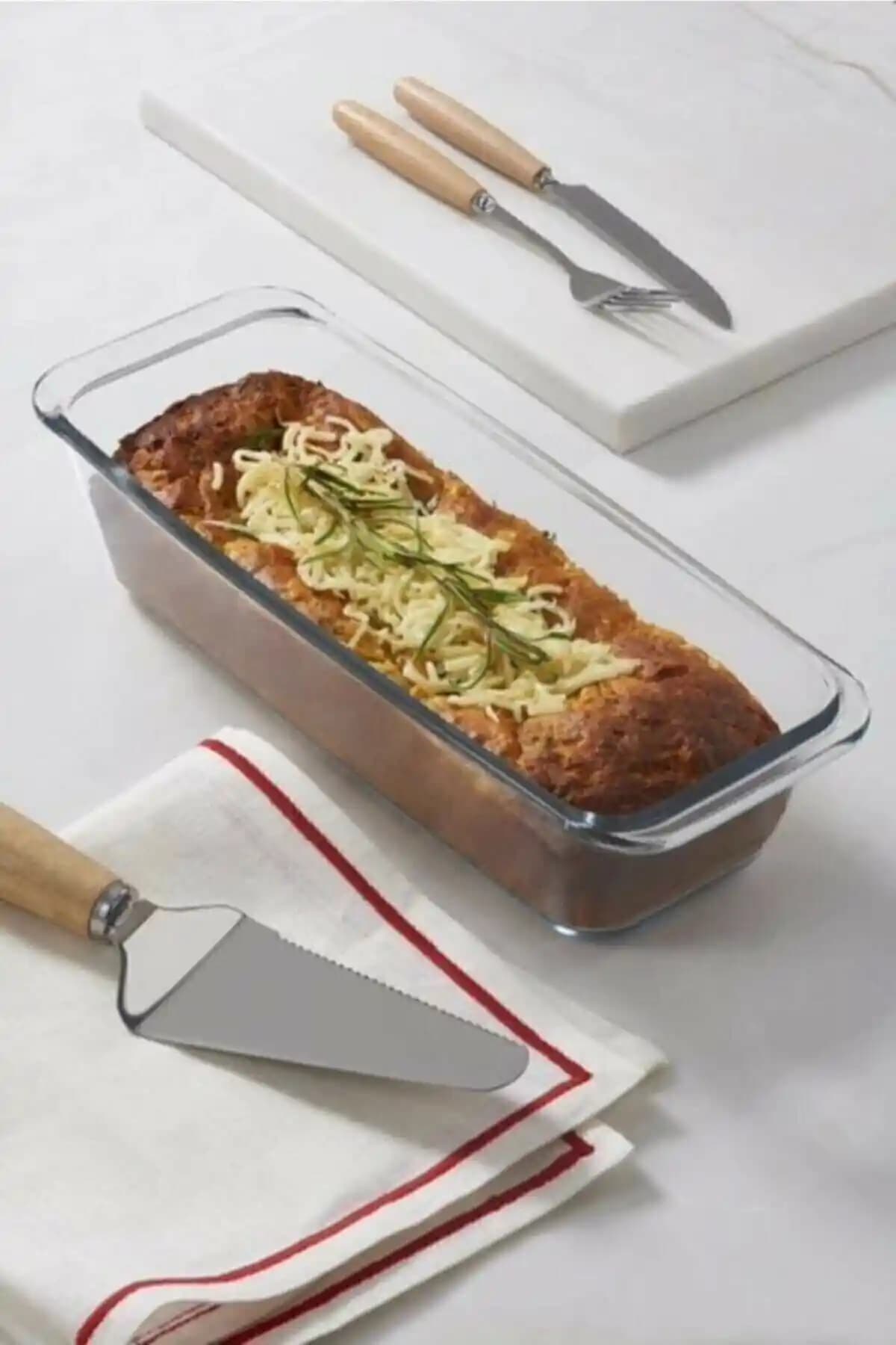 Paşabahçe Baton Kek Kalıbı ile Şık ve Pratik Dekoratif Sunumlar Yaratın