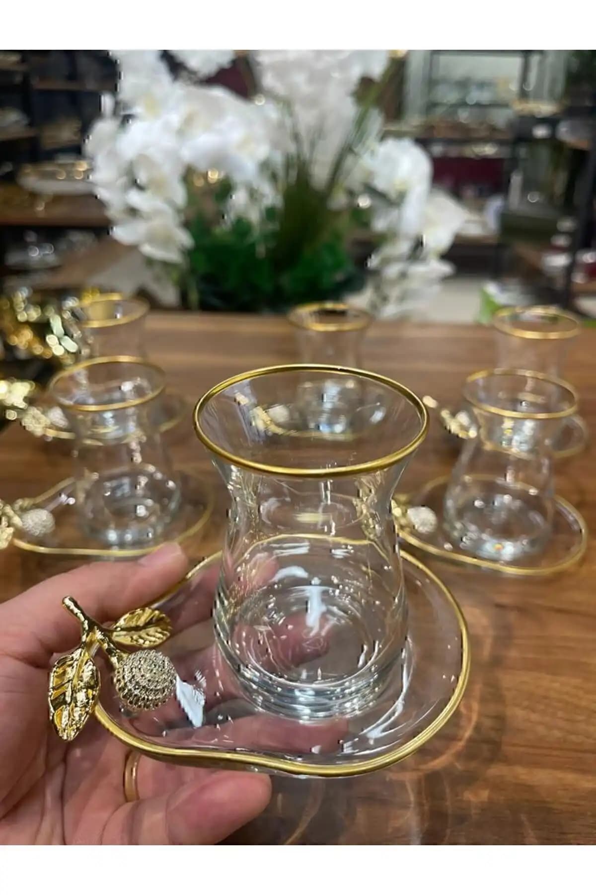 Paşabahçe Özel Seri Cam Ürünleri ile Modern ve Şık Ev Dekorasyonu Nasıl Yapılır