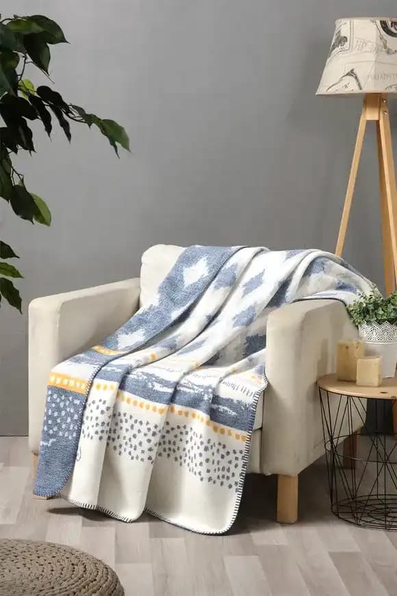 Pierre Cardin TV Battaniyesi: Modern ve Şık Dekorasyon İçin Ideal Seçenekler