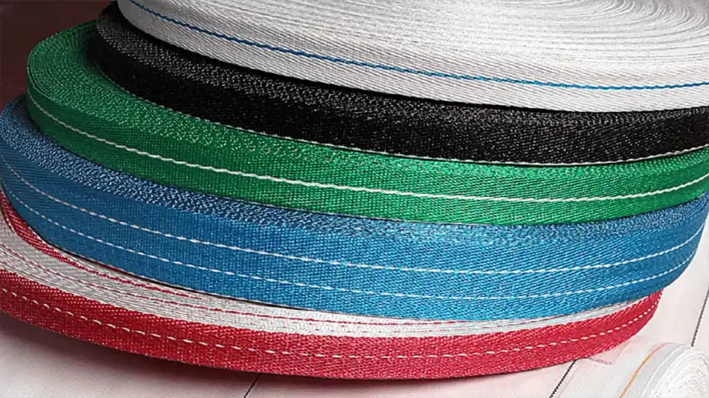 Renkli Brandalar Dekorasyonda Canlandırıcı ve Fonksiyonel Unsur Olarak Kullanılır