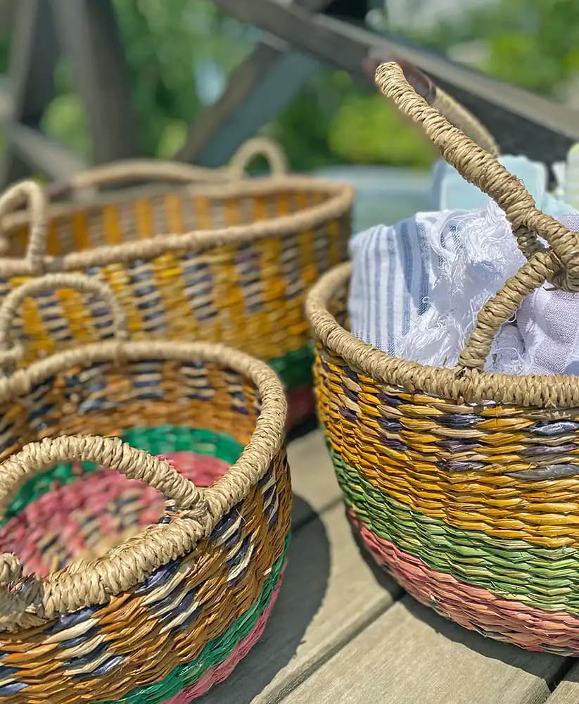 Renkli Sepetlerle Dekorasyonunuza Canlılık Katmanın Yolları ve Fikirler