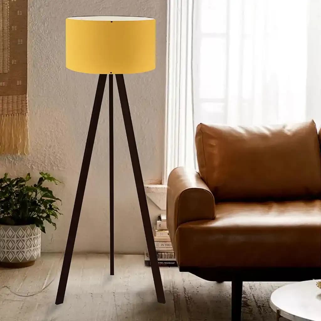 Salon Köşe Lambası Seçerken Dikkat Edilmesi Gerekenler ve Modern Modeller