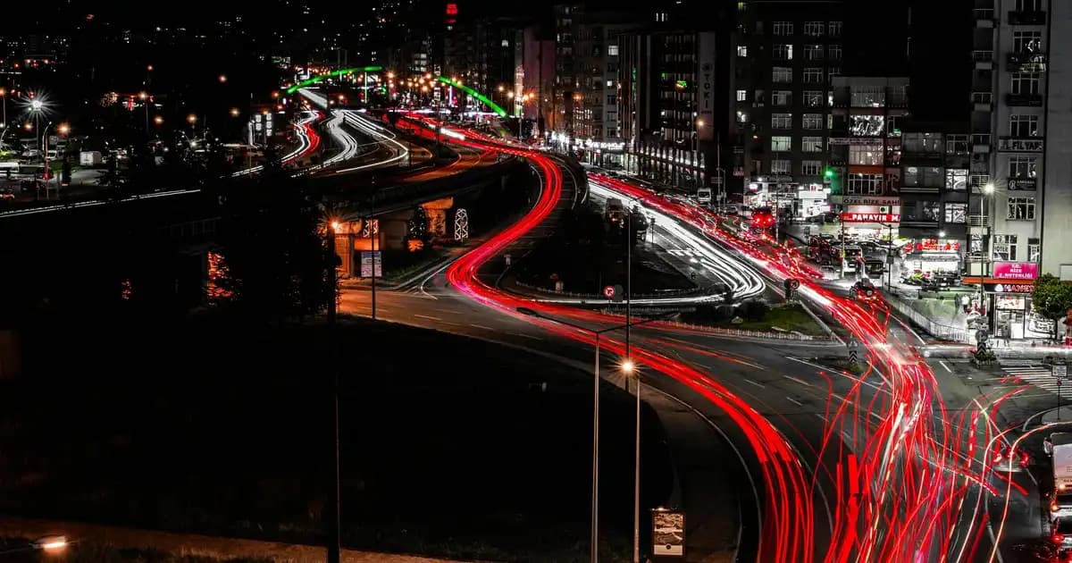 Sarı Halı ile Dekorasyonunuzu Canlandırma Yöntemleri ve Stil Önerileri