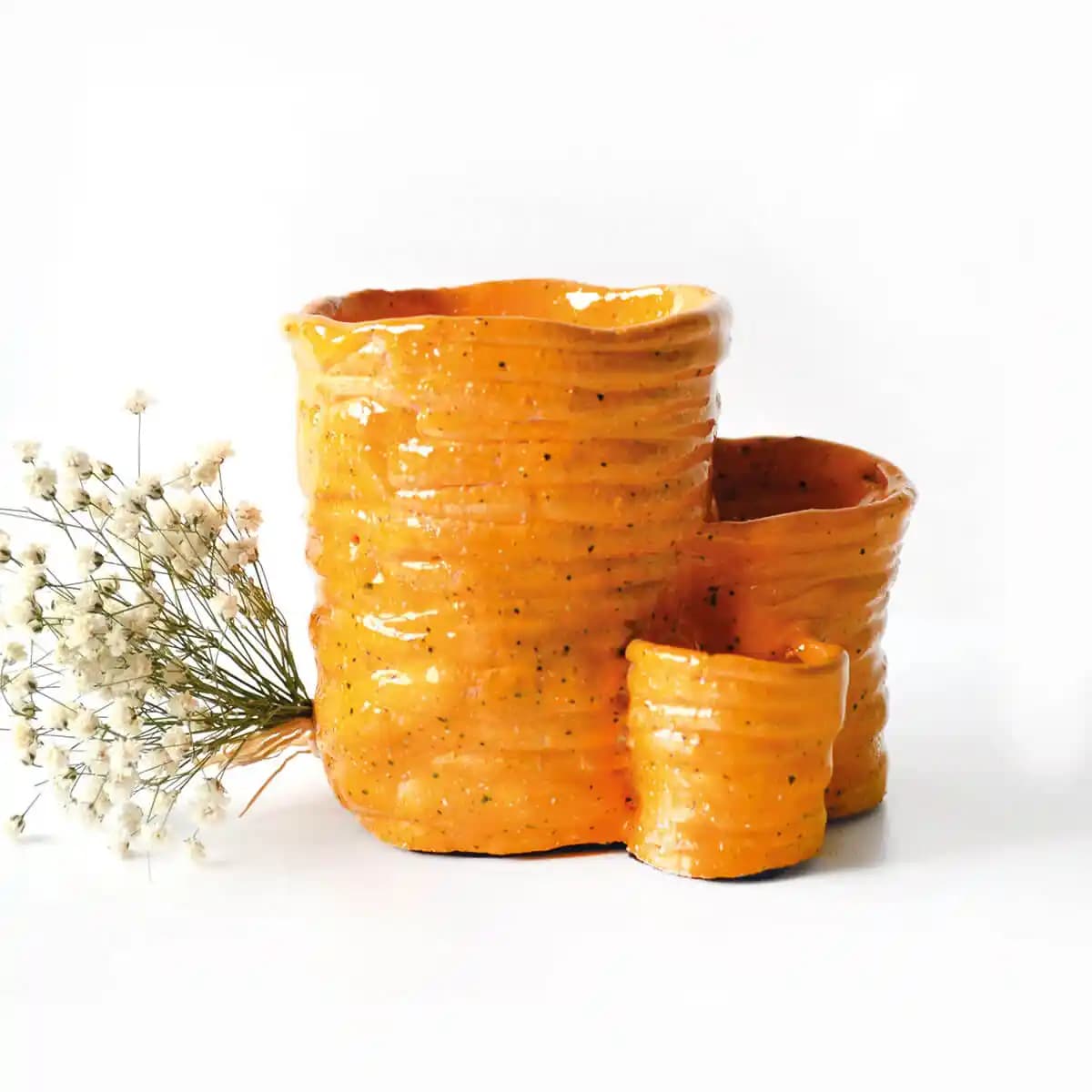 Seramik Kalemlikler: Dekorasyonunuza Zarafet ve Fonksiyonellik Katın