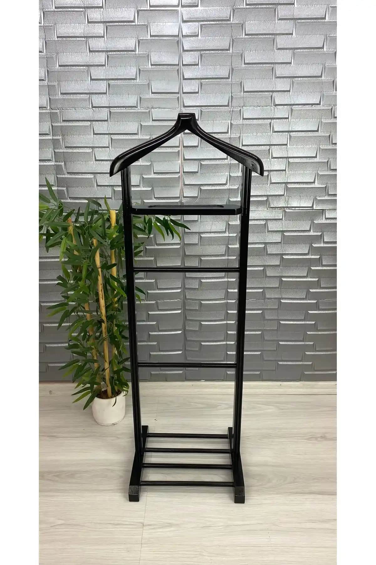 Siyah Dilsiz Uşaklar ve Dekorasyonda Kullanım İpuçları Modern ve Tarihsel Bağlamda