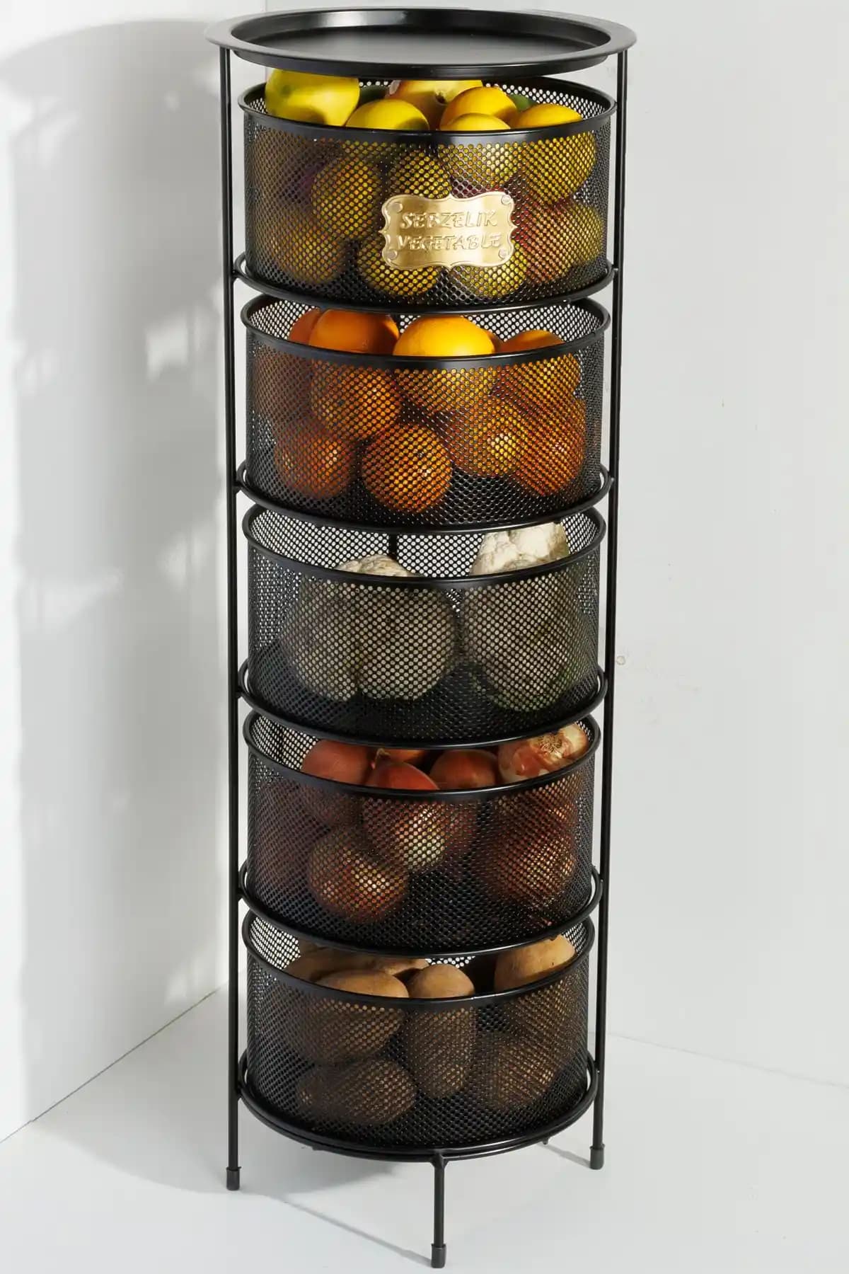 Siyah Metal Sebzelik: Modern ve Şık Mutfak Dekorasyonunda Fonksiyonellik ve Estetik