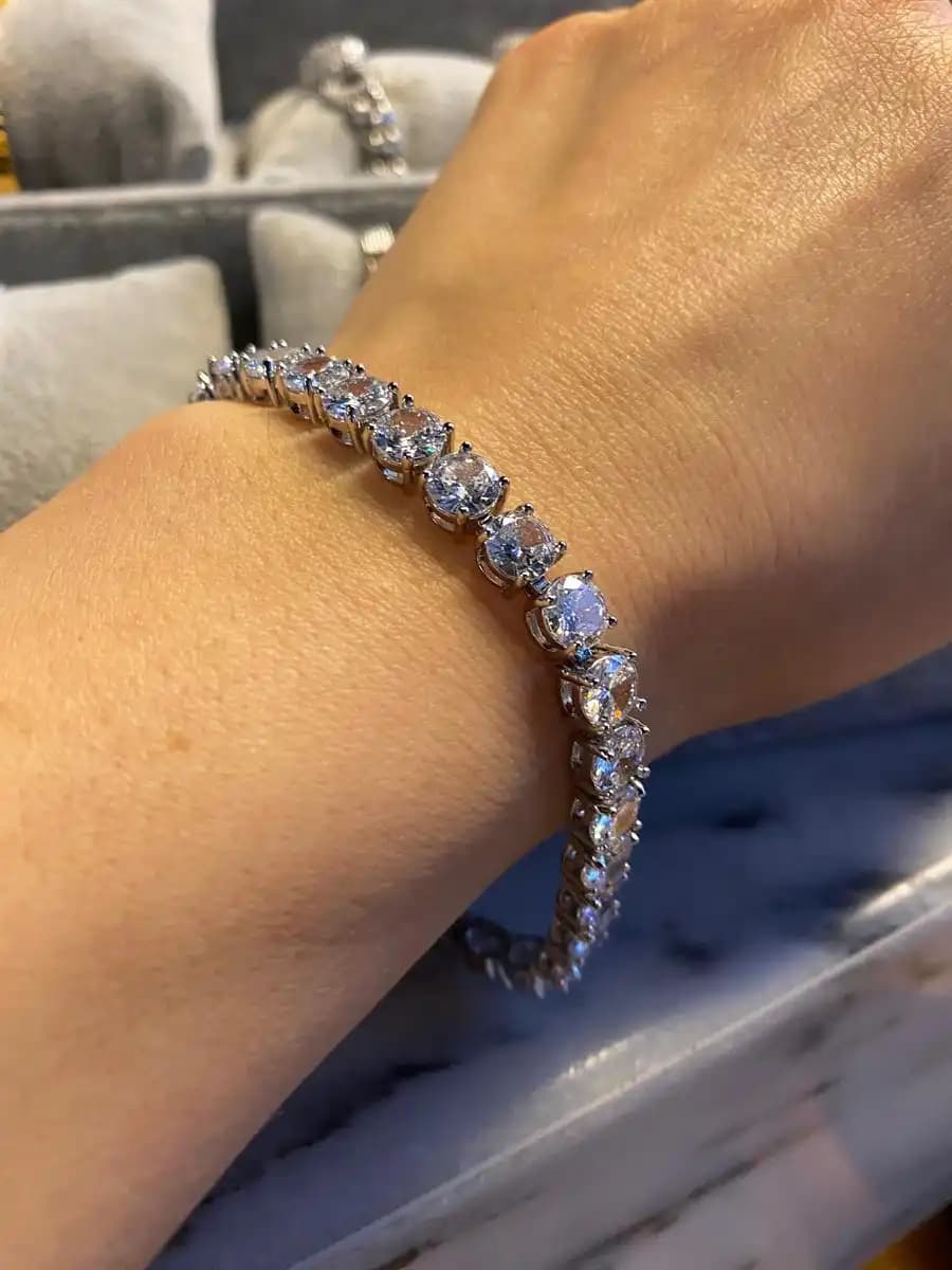 Swarovski Su Yolu Bileklikleri ile Dekorasyonda Zarafet ve Şıklık Yaratın