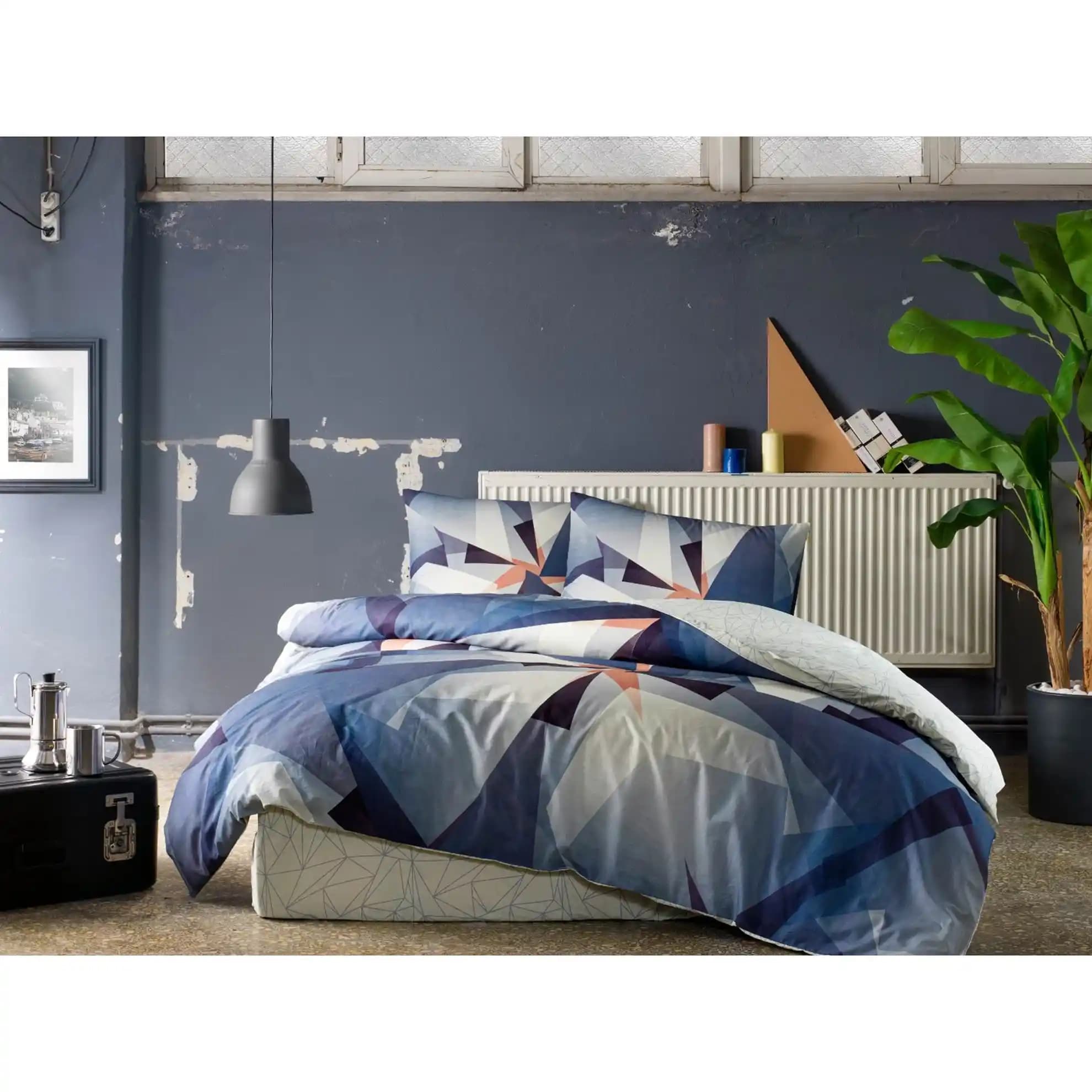 Taç Tek Kişilik Nevresim Takımlarıyla Yatak Odasında Şıklık ve Konforun Buluşması