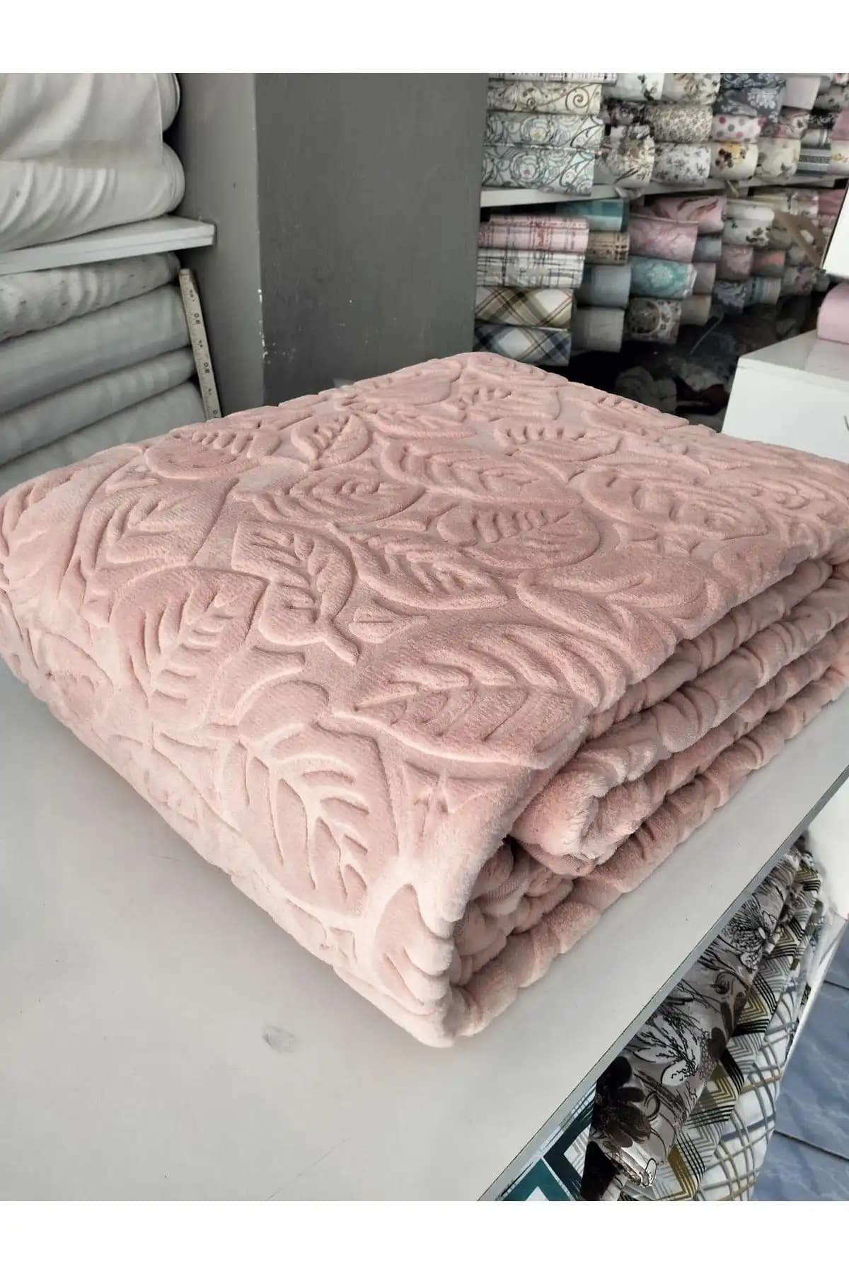 Tek Kişilik Merinos Battaniyelerle Dekorasyon ve Konforu Bir Arada Sağlayın