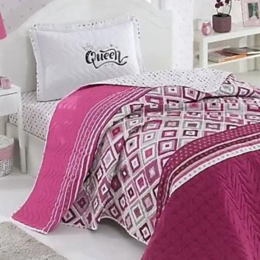 Tek Kişilik Yatak Örtüsü Seçimi ve Dekorasyonda Şıklık İçin İpuçları