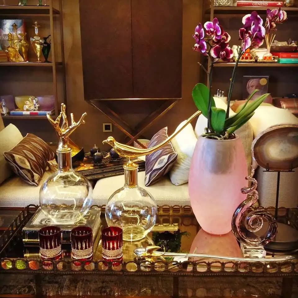 Tepsi Dekorasyonu Trendleri ve Ev Dekorasyonuna Katkıları