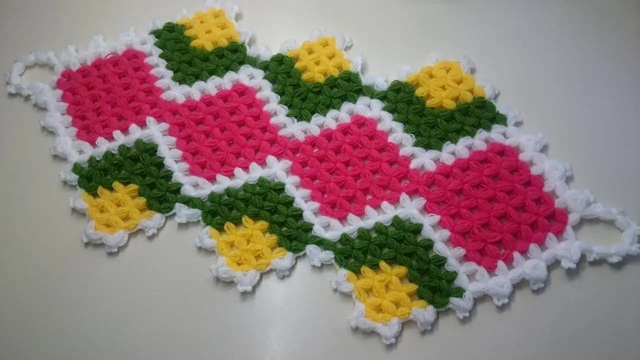 Tığ İşi Örgü Kilim Modelleriyle Dekorasyonda Şıklık ve Sıcaklık Yaratın