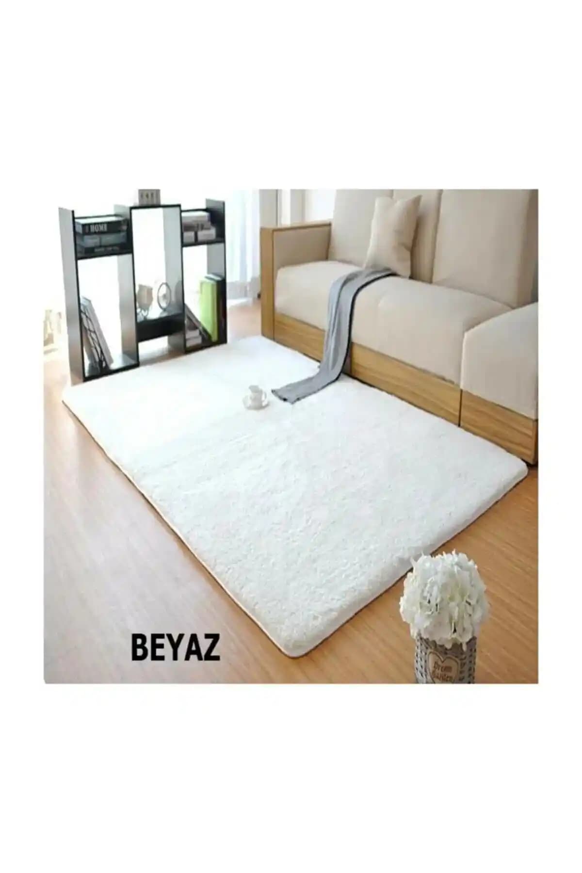 Tüylü Beyaz Halı ile Dekorasyonda Şıklık ve Konforun Anahtarları