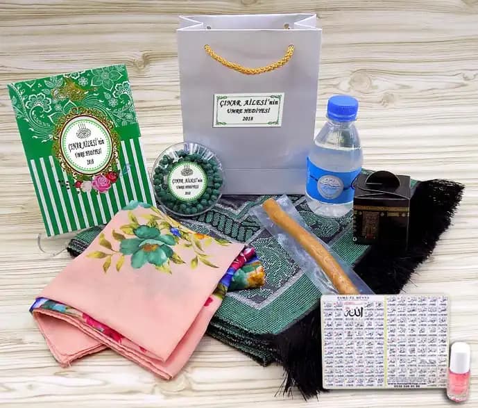 Umre Hediyelikleri ve Dekorasyon Uyumu: Manevi ve Estetik Çözümler