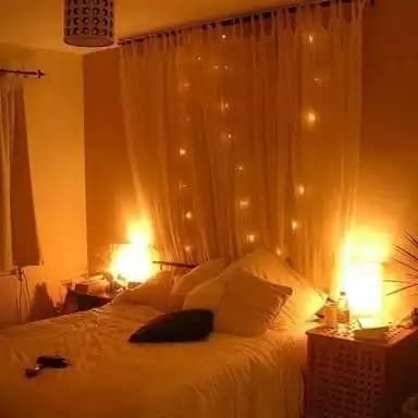 Yatak Odasında Loş Işık Kullanımıyla Sıcak ve Huzurlu Atmosfer Yaratma Rehberi