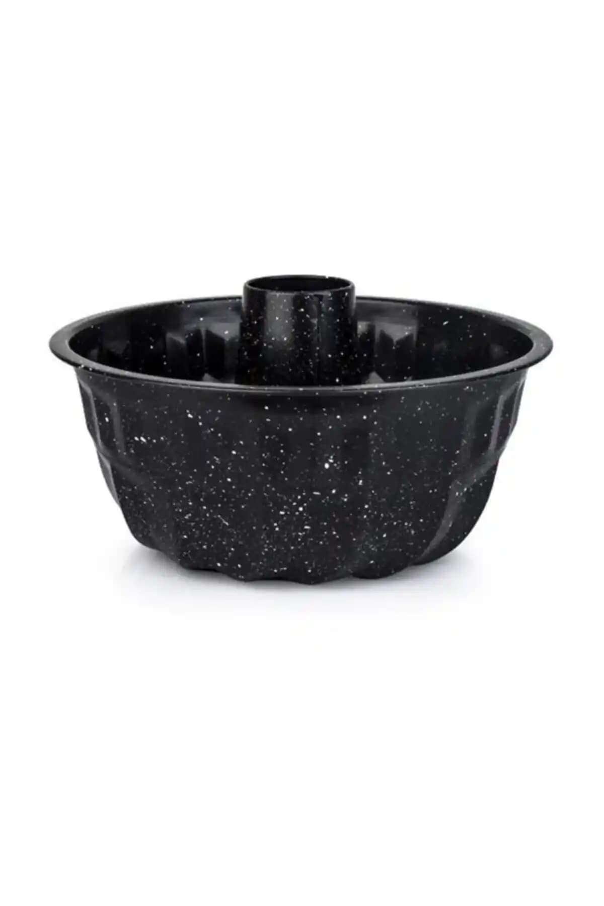 Yüksek Kek Kalıplarıyla Dekorasyonda Fark Yaratmanın Yolları ve İpuçları