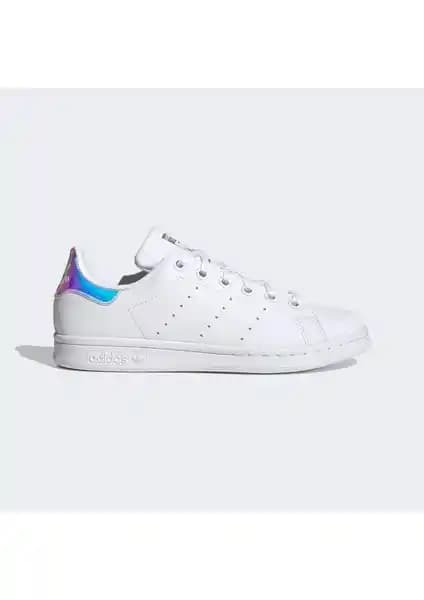 adidas Originals FX7521 Stan Smith Ayakkabıları: Modern ve Sürdürülebilir Tasarım Özellikleri