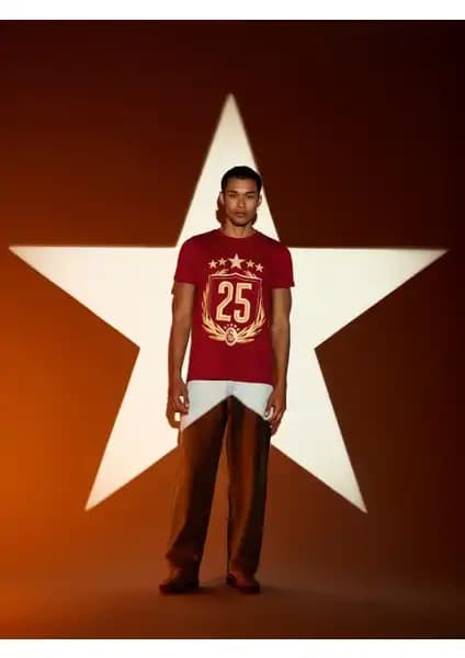 Galatasaray 25 Şampiyonluk T-Shirt E251351: Resmi Lisanslı Spor Giyim Ürünü