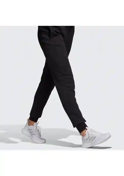 adidas Kadın Günlük Eşofman Altı DP2400 Siyah Modern ve Sürdürülebilir Tasarım