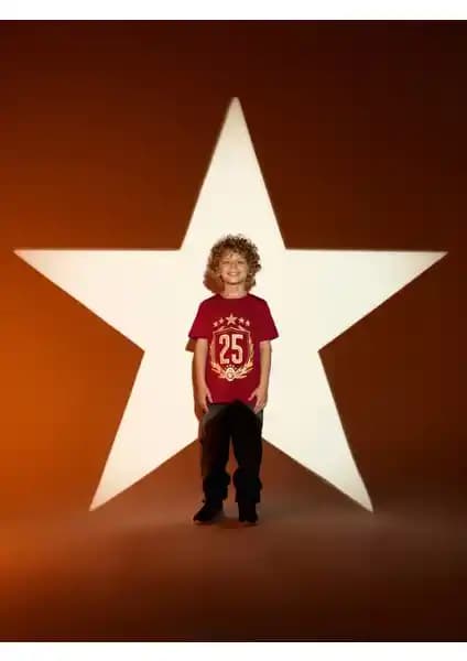 Galatasaray 25 Şampiyonluk Çocuk T-Shirt ile Takım Sevgisini Yansıtın