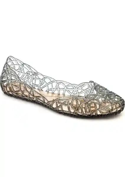 İmershoes Günlük Kadın Ayakkabıları: Şıklık ve Güvenliği Bir Arada Sunar