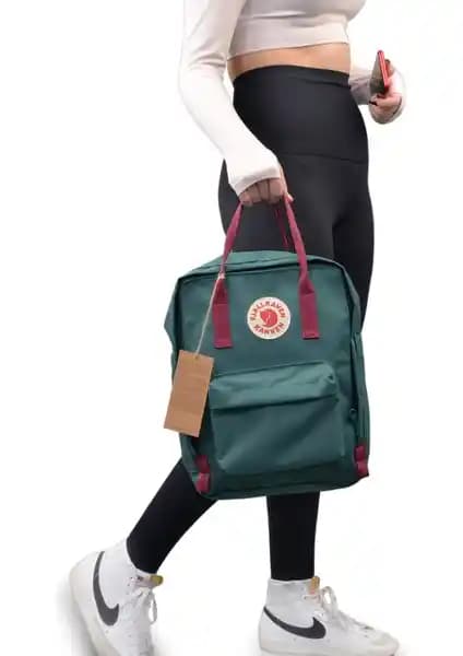 Kanken Sırt Çantası Günlük, Seyahat ve Çocuk Bakımı İçin Fonksiyonel ve Şık Tasarım