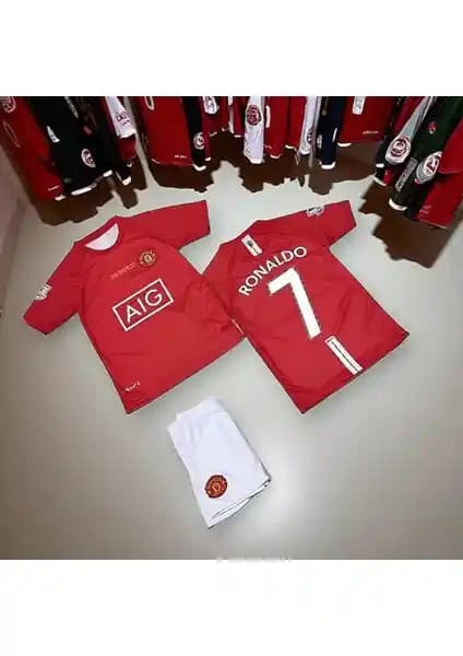 Manchester United 2008 Moskova Final Ronaldo Çocuk Forması Detaylı İnceleme ve Özellikleri