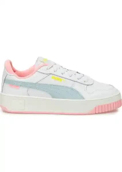 Puma Carina Street Beyaz Kadın Sneaker: Modern Tasarım ve Çevre Dostu Konforlu Ayakkabı